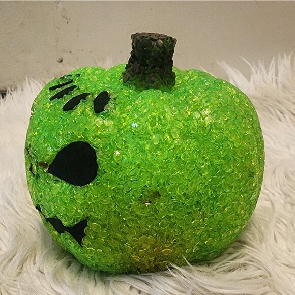 Set of 2 small Vintage Seasons Jack-O-Lantern Pumpkin. - Picture 4 of 5